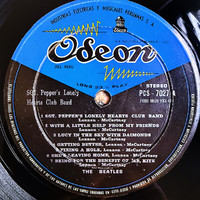 Beatles : Sgt. Pepper's Lonely Hearts Club Band